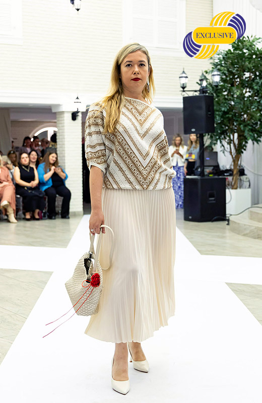 Юбка бежевая плиссированная